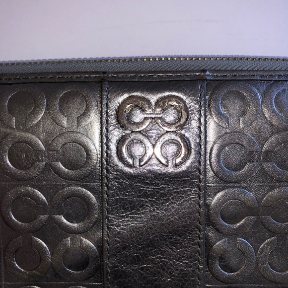 Coach leather Silver checkbook wallet - Picture 2 of 5